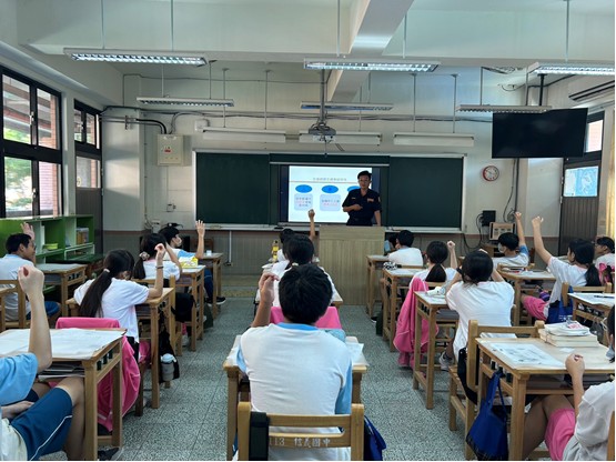 無照駕駛不可行 莫讓白髮送黑髮 1 1759478327005