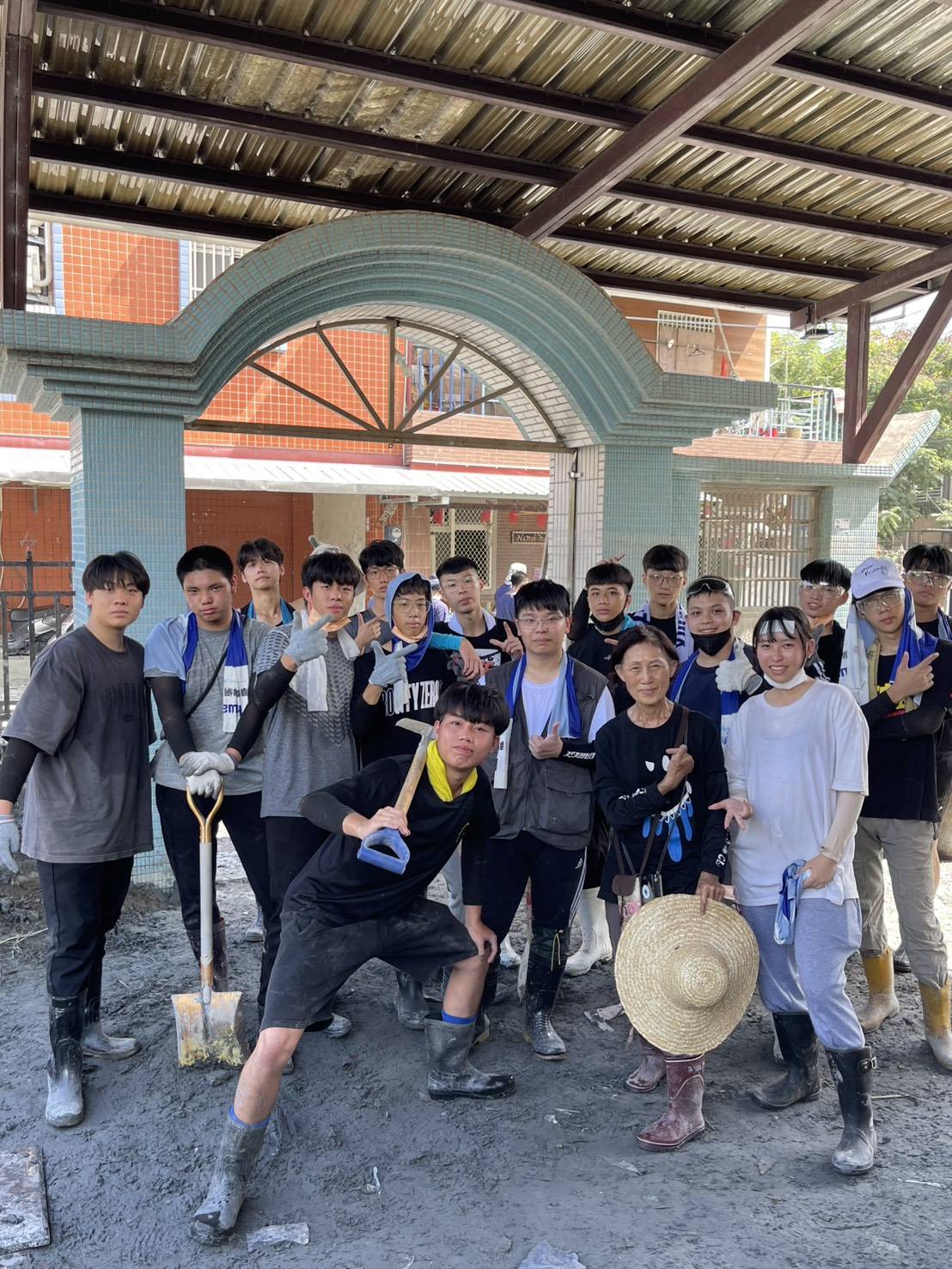 二信高中電三孝自發連假赴花蓮光復擔任志工體驗生命教育 2 127074