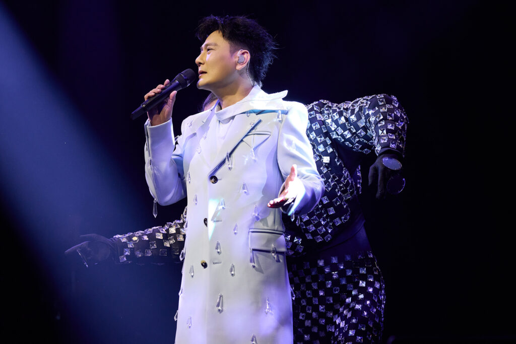 《未來式Our Story》紐約站完售開唱 張信哲唱進麥迪遜花園廣場 4 0P4A4211