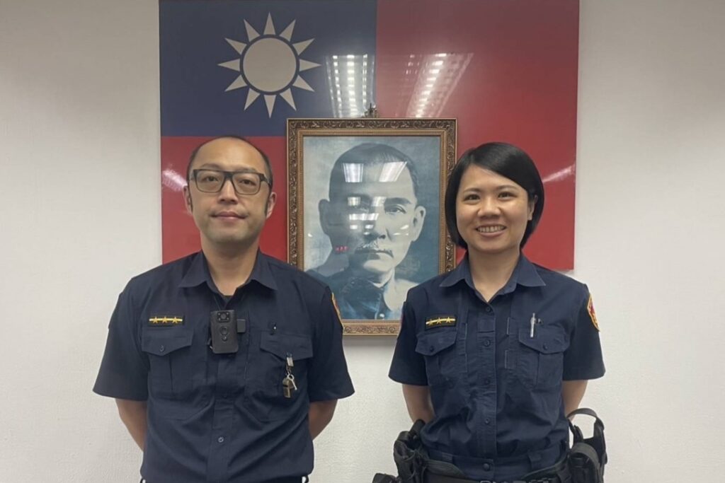 七旬老翁北上訪友迷途挨餓一天 捷警眼尖發現 購餐果腹助返家 3 MEITU 20251011 103148381