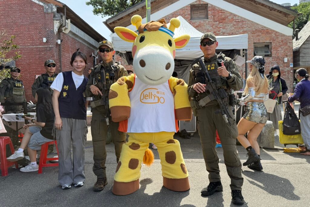 2025反毒識詐街舞大賽x園遊會 刑事局邀電豹女孩熱舞開場 青春齊聲拒毒防詐 9 MEITU 20251011 141220127