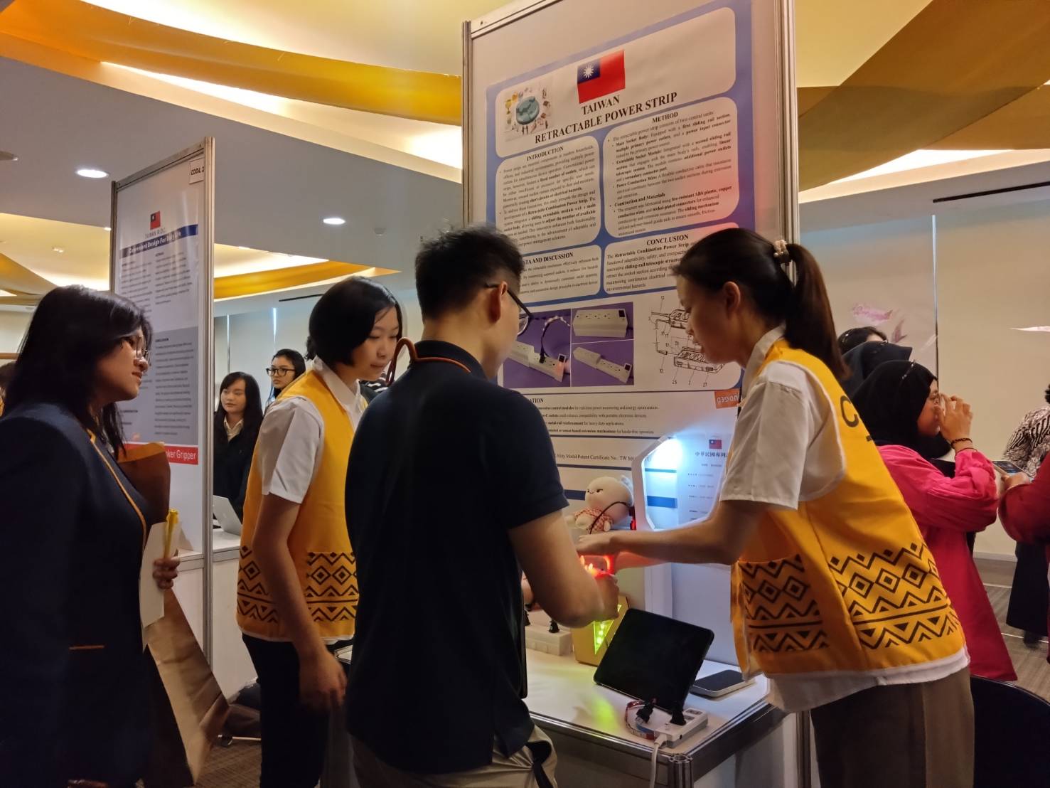 基隆銘傳國中GSIC雅加達國際發明展再奪金 10 299444