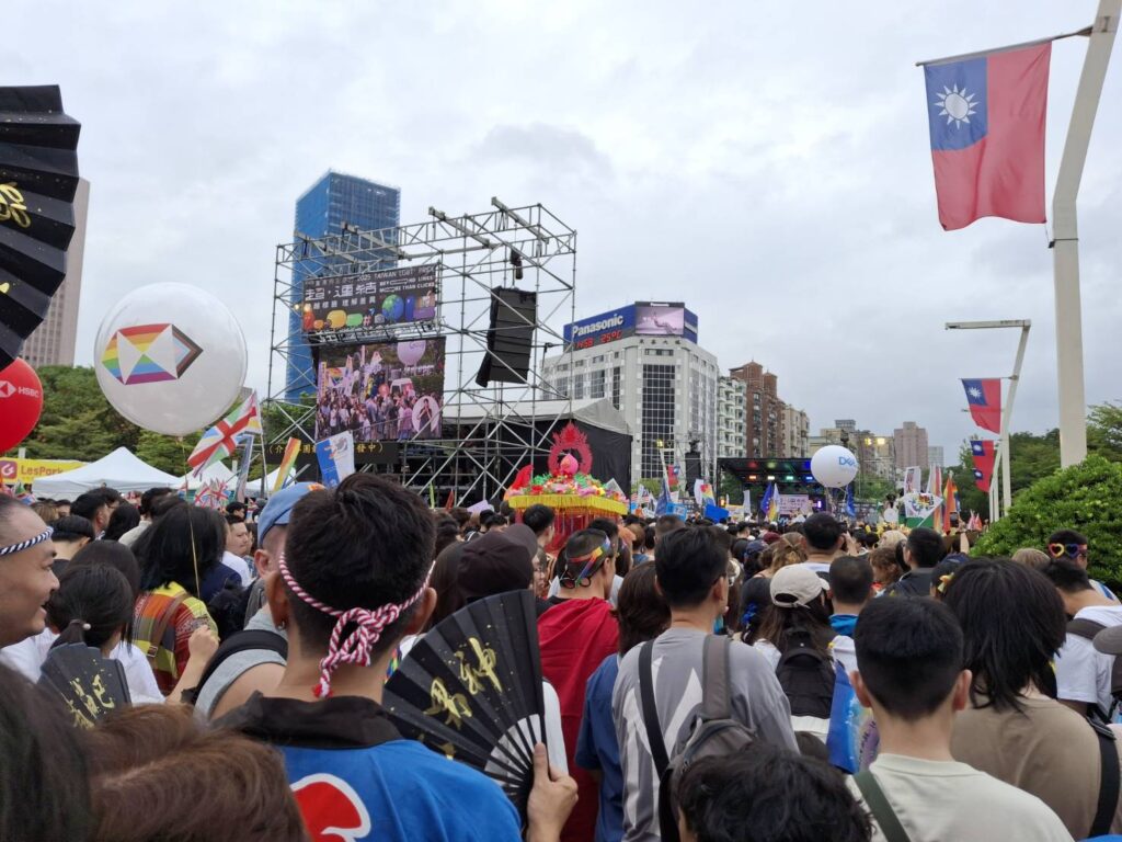 台灣最帥猛男唐子元率《Man’s King》登場同志大遊行 傳承「猛國王」精神用性感與自信詮釋愛與平權 6 1439933 1024x768 1