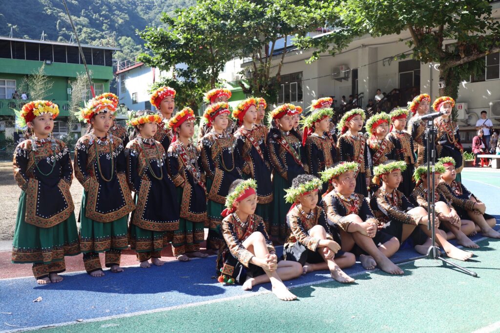 多納黑米季盛大登場 祭典線上看全程直播 青年會領聖火開道 族人齊聚慶豐收 15 27104 1024x683 1