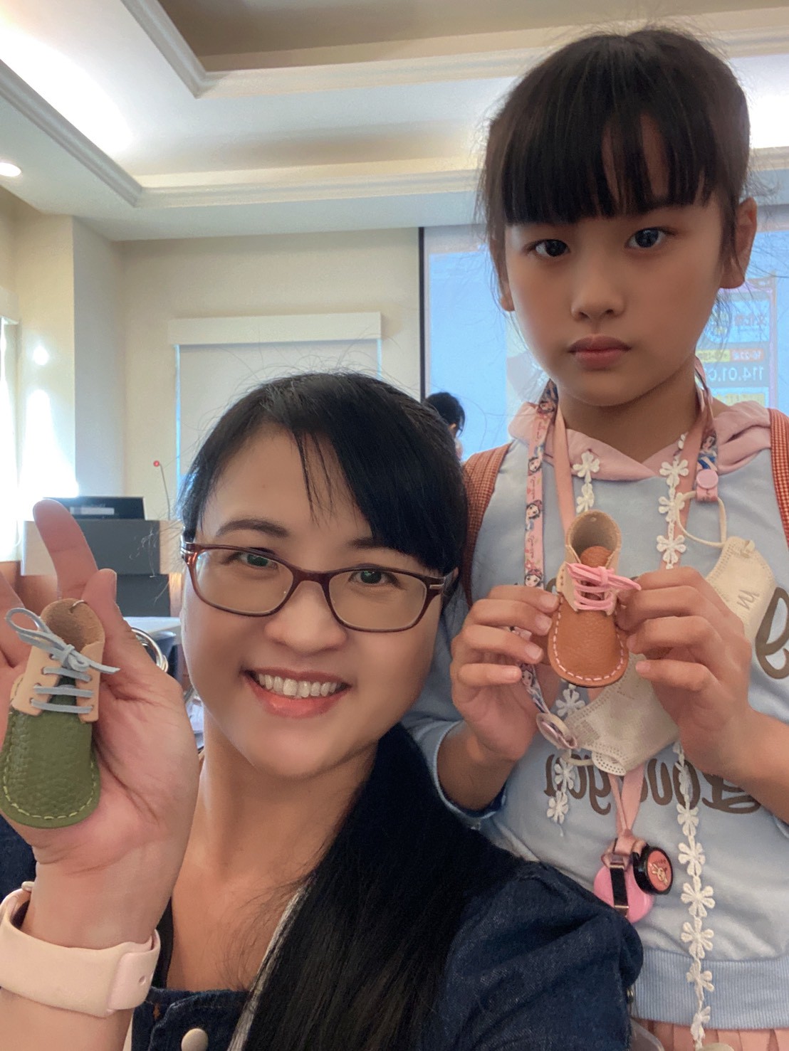 二信高中圖書館資源共享舉辦社區親子鞋作體驗活動 5 LINE ALBUM 1141123%E8%A6%AA%E5%AD%90%E9%9E%8B%E4%BD%9C 251123 6