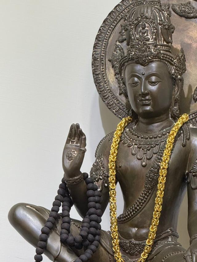 佛牌圈新顯學!佛牌研究者俊儀深耕十年成跨界信任代表 21 S 342614049 0