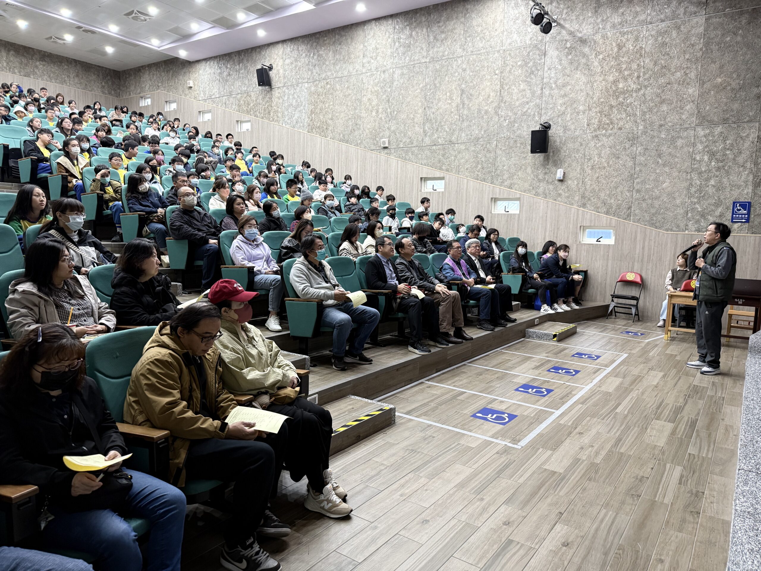 信義國小攜手公私立國中為孩子教育辦理適性升學輔導 13 F1D31A58 1E29 462A 8574 0708B769449B scaled