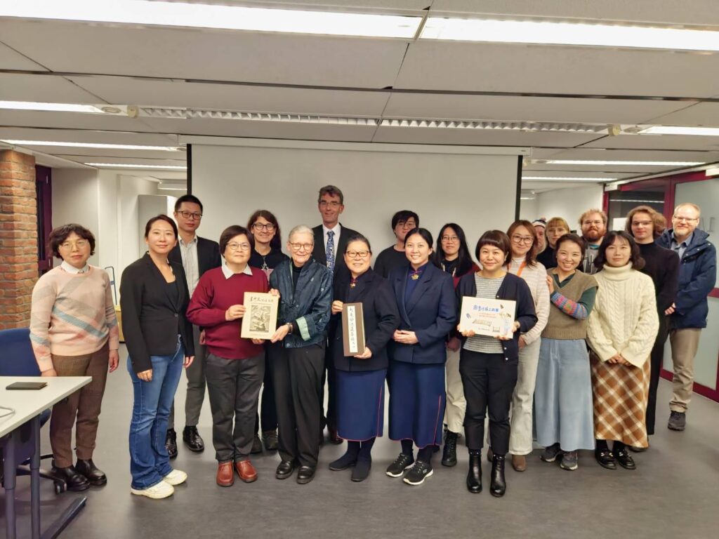 國臺圖攜手德國波鴻魯爾大學 從17世紀航海視野讓世界看見臺灣 20 %E5%9C%8B%E8%87%BA%E5%9C%96%E3%80%8A%E6%9D%B1%E5%8D%B0%E5%BA%A6%E6%97%85%E9%81%8A%E8%A6%8B%E8%81%9E%E3%80%8B%E6%96%B0%E6%9B%B8%E7%99%BC%E8%A1%A8%E6%9C%83%E5%90%88%E5%BD%B1