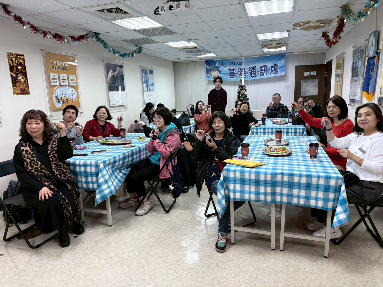 全球人壽舉辦「找到你的腳色,一起邁向步凡未來」鞋作體驗 14 LINE ALBUM 20251214 251214 2