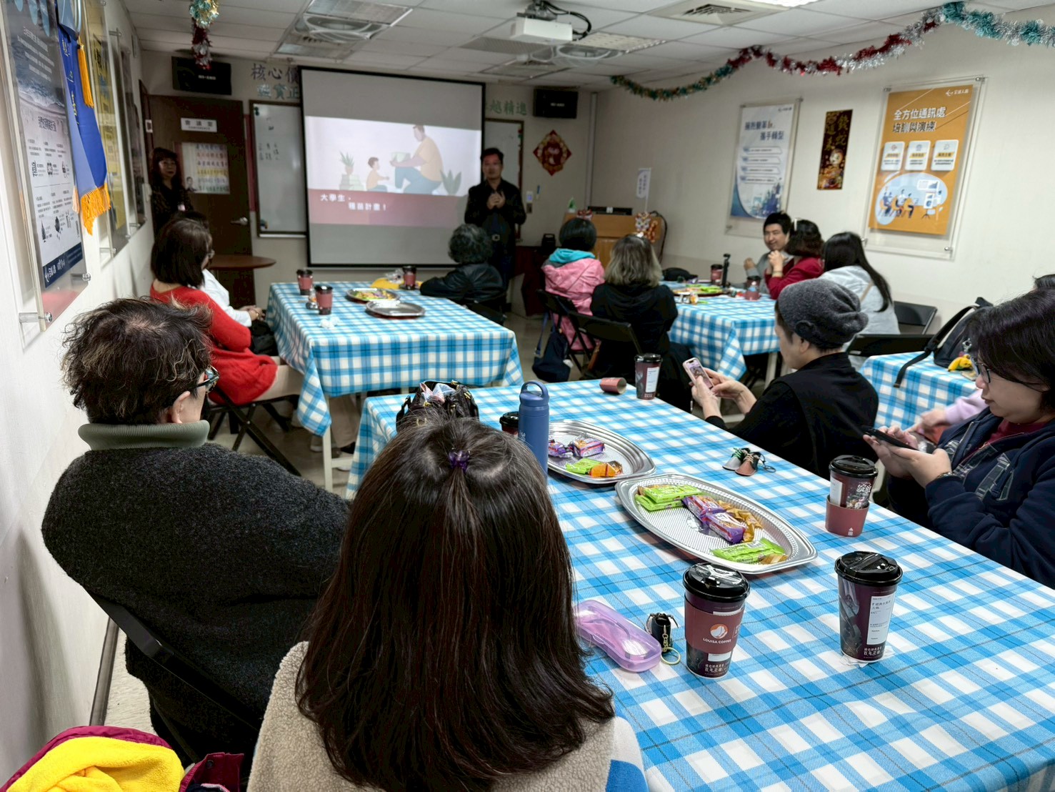 全球人壽舉辦「找到你的腳色,一起邁向步凡未來」鞋作體驗 15 LINE ALBUM 20251214 251214 1