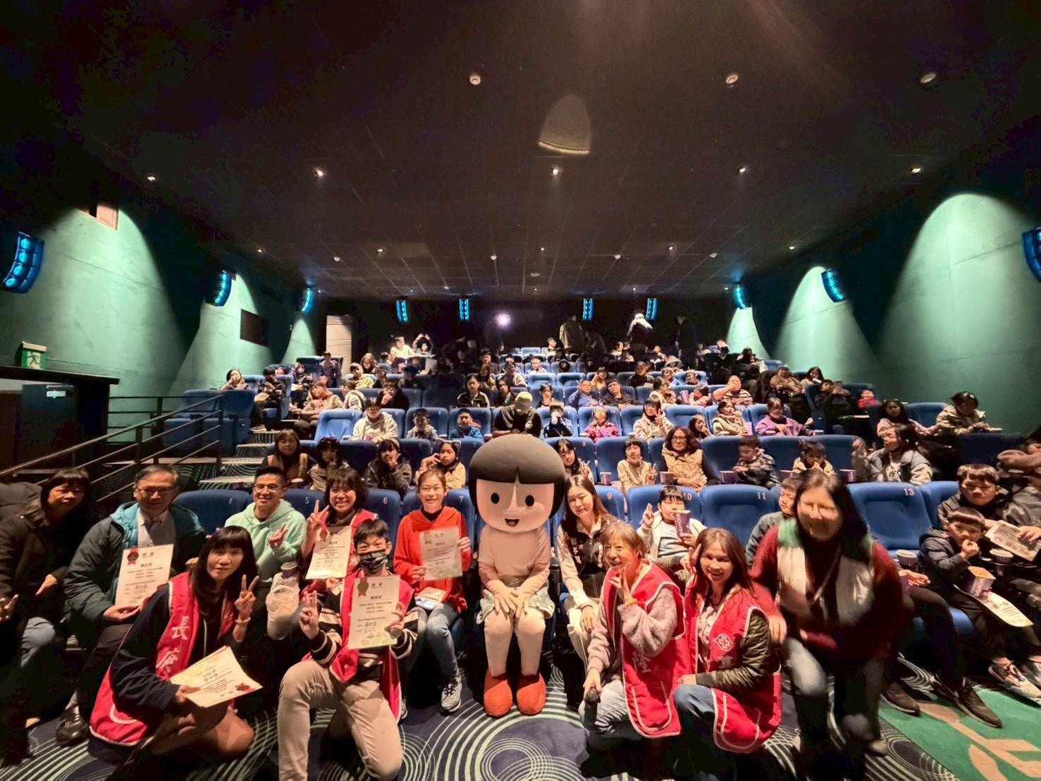 長庚「益起關懷弱勢兒少」公益電影活動寓教於樂獲肯定 2 1113162