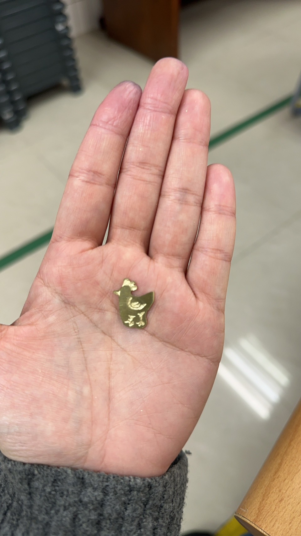 「飾不飾」在地藝術家黃玉婷回母校安樂高中傳承金工創作 4 S 39739429