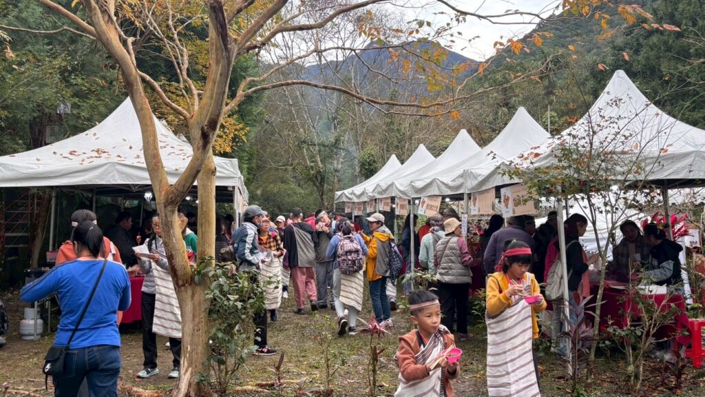 德拉楠伴手禮成果發表 文化扎根三年 開啟部落產業自主新頁 6 S 311320614 1024x576 1