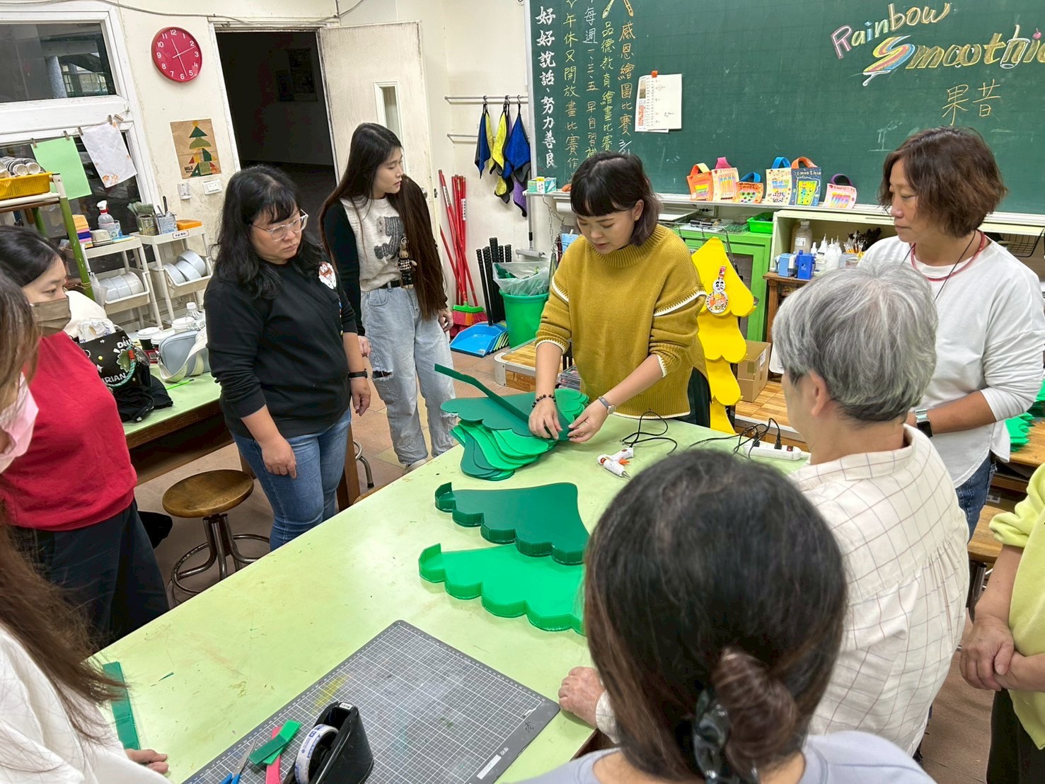 深澳國小親師生共創有愛環保聖誕樹 28 603865841 25866103466412536 6099796662094163724 n