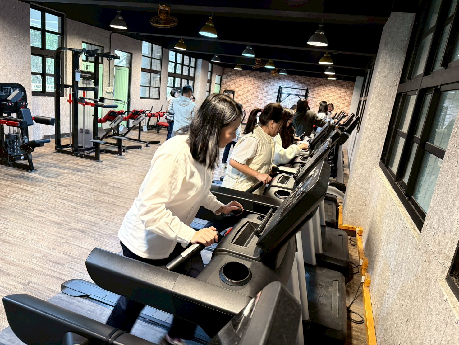 信義國小體驗二信高中課程學生收穫滿滿盼公私協力創造在地教育亮點 20 LINE ALBUM 1150116%E4%BA%8C%E4%BF%A1%E9%AB%94%E9%A9%97 260116 2