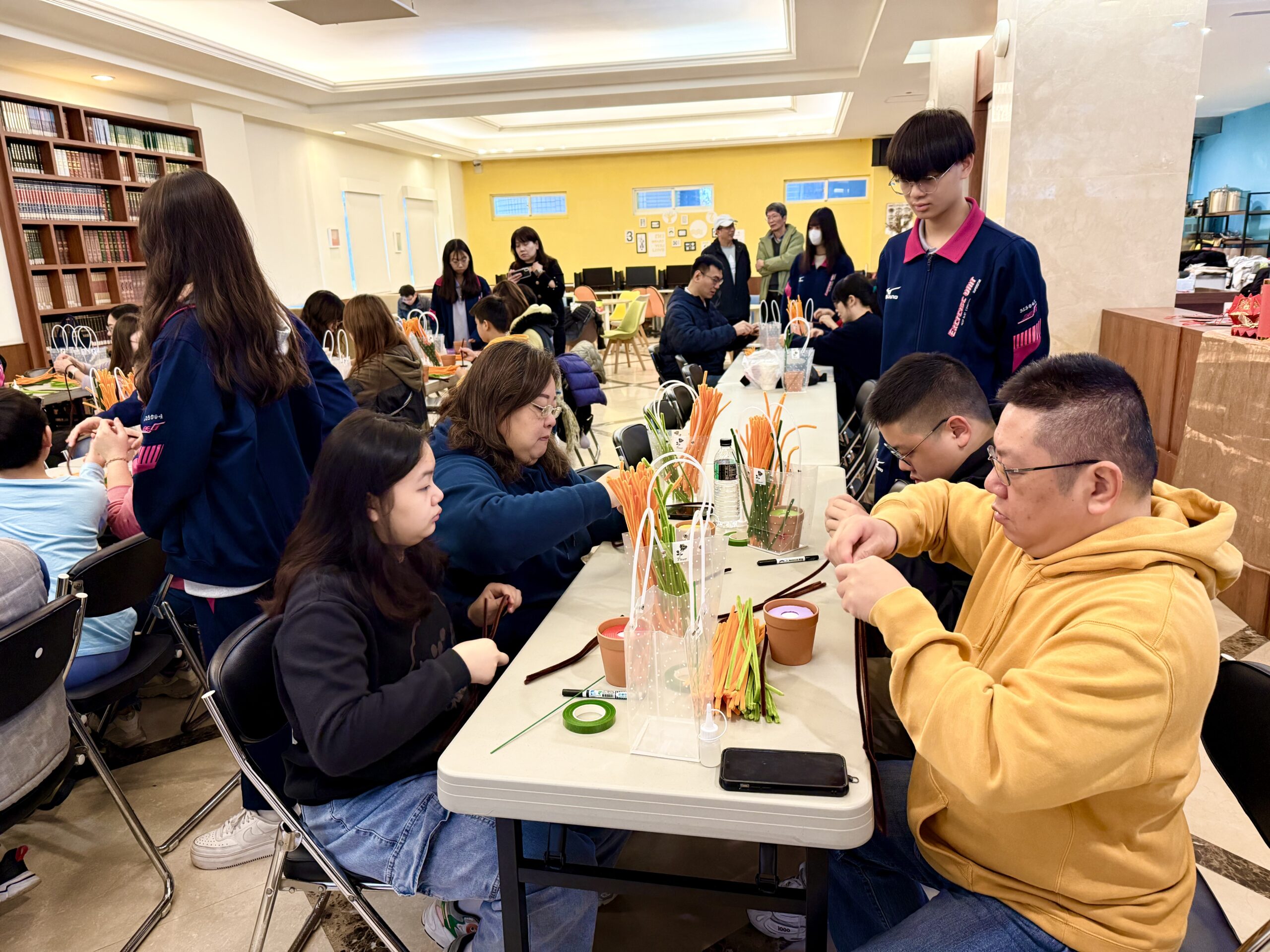 二信高中橘子盆栽製作體驗喜氣洋洋歡樂滿滿 21 3805F563 C538 4C2B 8582 892747652AB0 scaled