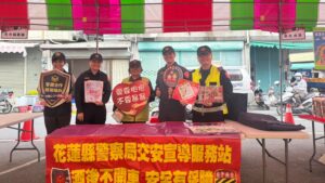 玉里年貨大街2月6日開幕 玉警與警察志工媽媽齊宣導 18 MEITU 20260206 213034701 300x169 1