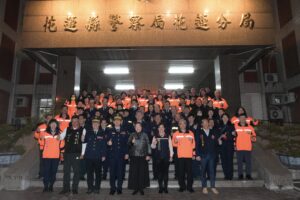 花蓮縣長徐榛蔚慰問花警與協勤民力 感謝重要節日安全維護工作勤務人員辛勞 13 1770650005107 300x200 1