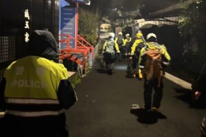 除夕夜山區驚魂 瑞芳警 消聯手搜救 迷途登山客平安下山送醫 19 MEITU 20260217 123519085 300x200 1