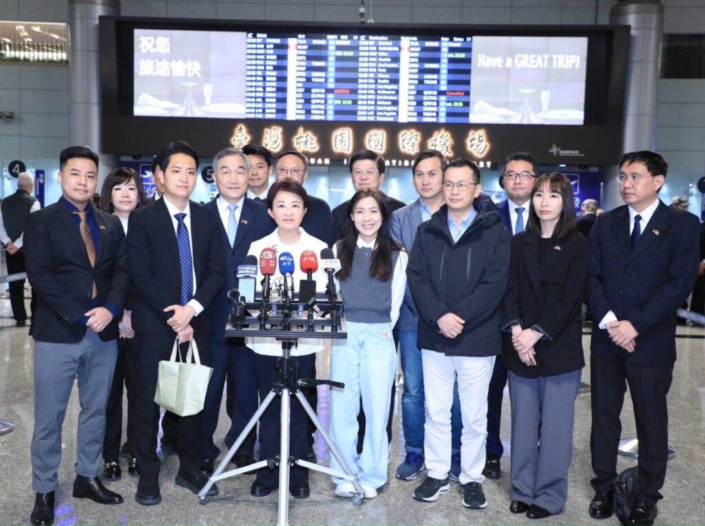 傳達台灣內部真實聲音 盧秀燕訪美啟程 40 %E7%AB%8B%E6%B3%95%E5%A7%94%E5%93%A1%E8%91%89%E5%85%83%E4%B9%8B %E7%BE%85%E5%BB%B7%E7%91%8B %E7%BE%85%E6%99%BA%E5%BC%B7 %E5%BE%90%E5%B7%A7%E8%8A%AF%E5%8F%8A%E7%BE%85%E6%98%8E%E6%89%8D%E4%BB%8A%E6%97%A5%E4%BA%A6%E7%89%B9%E5%88%A5%E8%A6%AA%E8%B5%B4%E6%A9%9F%E5%A0%B4%E9%80%81%E6%A9%9F %E4%BB%A5%E8%A1%8C%E5%8B%95%E8%A1%A8%E9%81%94%E6%94%AF%E6%8C%81 1024x763 1