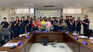 警友辦事處暖心送愛 母親節前夕慰勞警察同仁 18 1778233423533 300x169 1