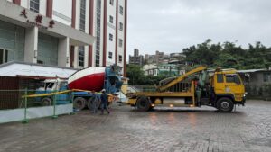 世新大學水泥車碰撞禮堂建築物一案 37 1778322679922 300x169 1