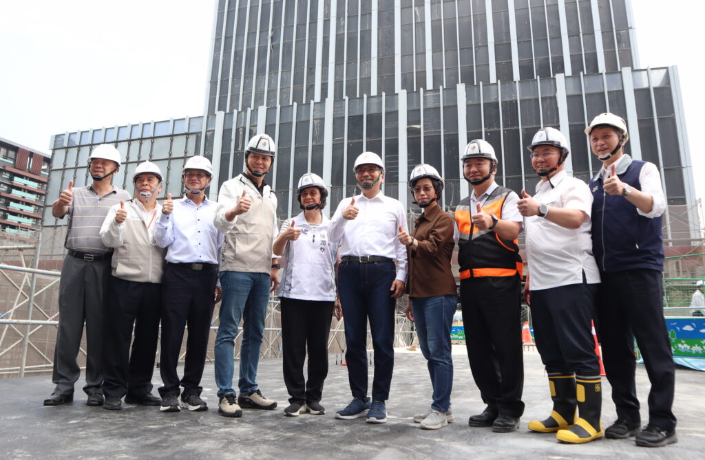 新北發展藍圖重要軸心建設 侯友宜第三度視察第二行政中心工程 要求如期如質完成年底順利啟用 15 IMG 5791 1024x669 1