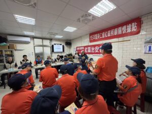 基警前往英仁社區勤宣導 強化里鄰社區安全防護網 62 %E4%B8%89 15 300x225 1