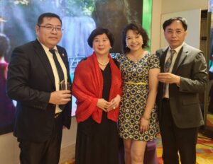 越南萬商西貢集團率團訪臺 深化智慧農業與產業合作 阮清史總裁率核心團隊來臺考察 李建華總裁設宴接待 郭守仁總院長牽線搭橋 共拓臺越合作新局 29 %E5%85%AD 2 300x232 1