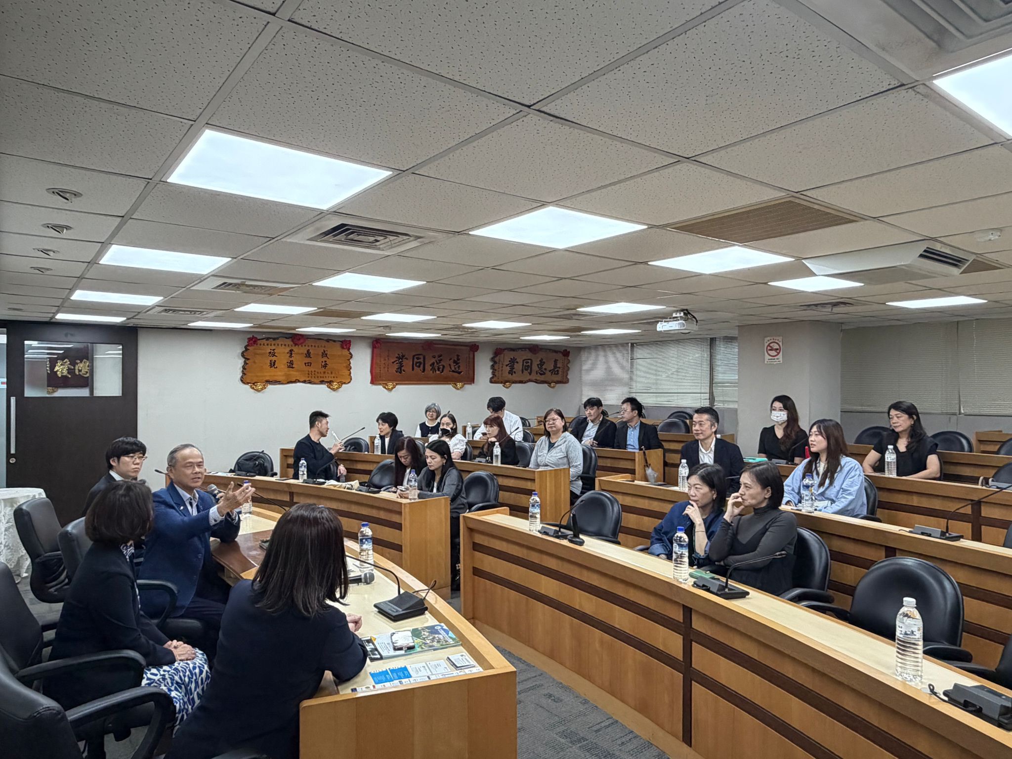 三麗鷗HELLO KITTY和諧樂園訪台交流 攜手旅行全聯會開拓九州主題觀光新商機 7 line oa chat 260515 231751