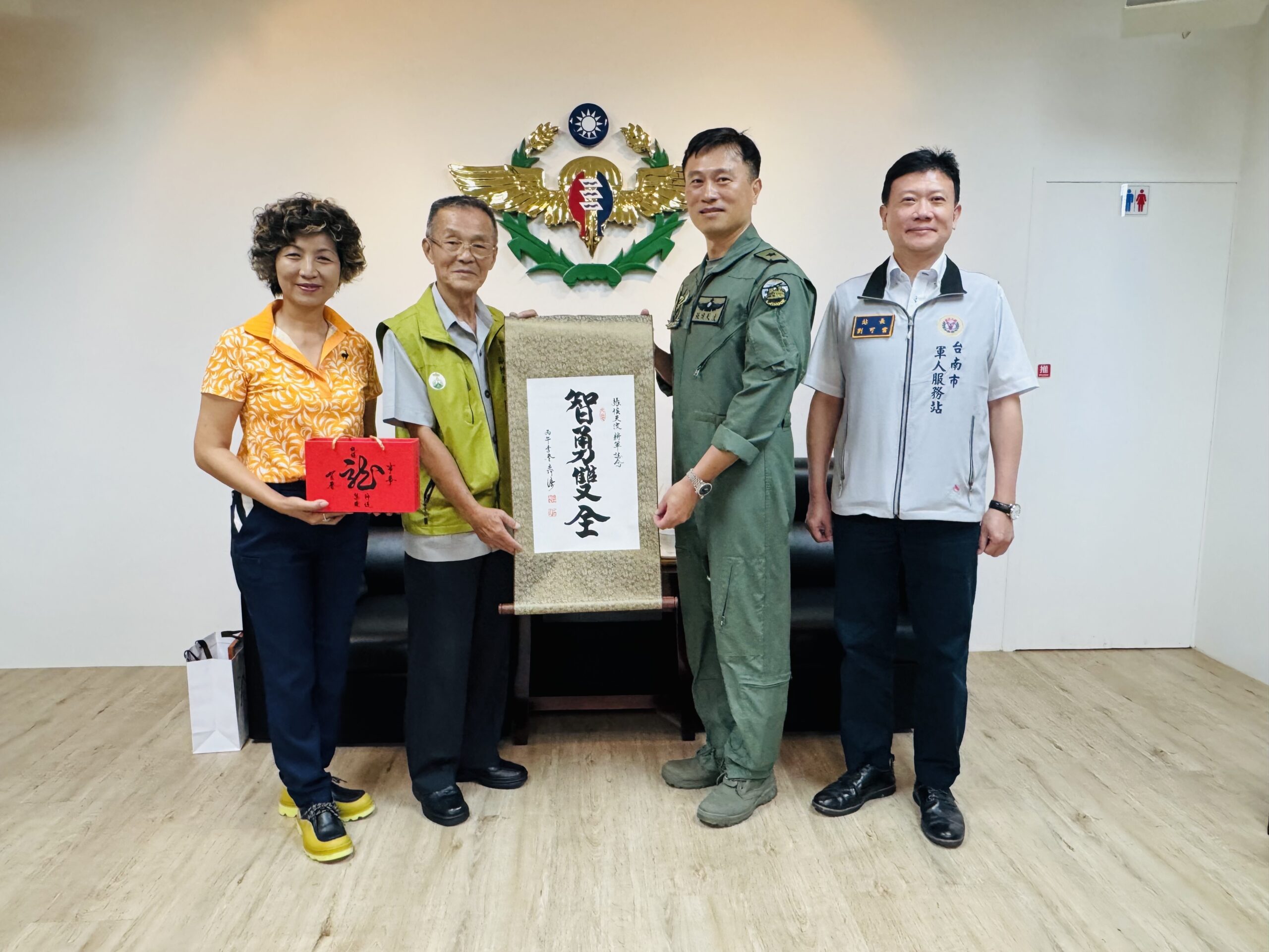 文富食品攜手地方企業 端節前夕敬軍慰勞台南陸軍官兵 8 FD1A4E64 2D42 4B11 A842 4B8F8C89F30A scaled 1