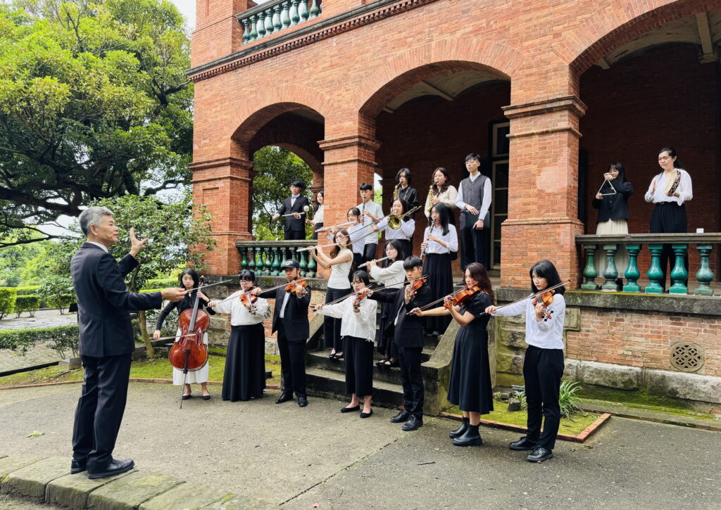 淡水紅毛城400年暖身活動開跑 「樂滿西樓」音樂會帶你穿越9段歷史 39 1150520%E6%B7%A1%E5%8F%A4%E5%85%AC%E9%97%9C%E7%85%A7 2 1024x725 1