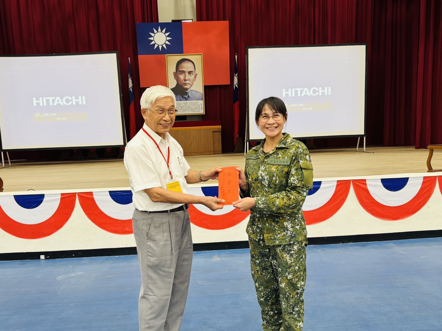 端午送暖挺國軍 進出口公會聯合會慰勞台南駐軍 24 S 12517413 0