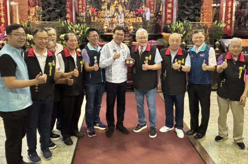 新北蘆洲湧蓮寺頒清寒獎助學金 劉和然副市長讚宗教大愛 32 423031 1024x679 1