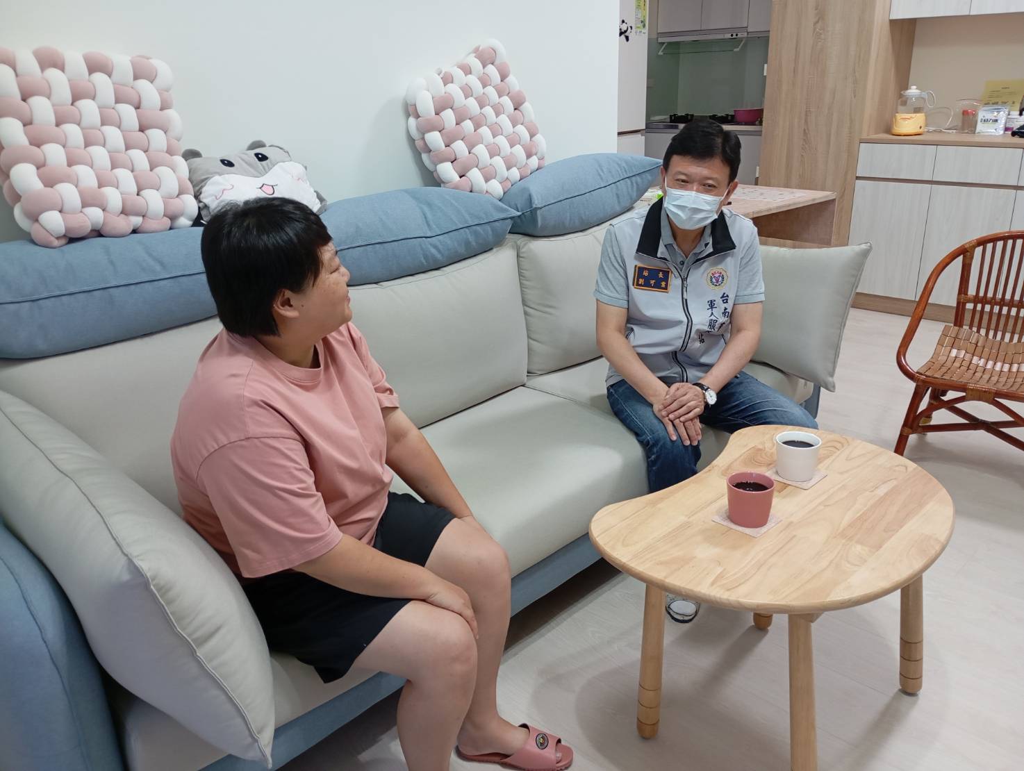 落實照顧官兵服務 台南軍人服務站探視陸軍士官 40 2 0
