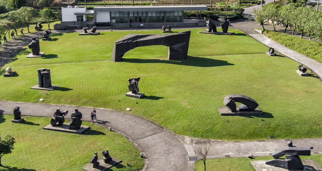 第9屆新北文化獎得獎名單出爐 林保堯、朱銘美術館、板橋潮和社及新平溪煤礦博物園區獲獎 10 %E7%AC%AC9%E5%B1%86%E6%96%B0%E5%8C%97%E6%96%87%E5%8C%96%E7%8D%8E%E5%BE%97%E7%8D%8E%E8%80%85%E6%9C%B1%E9%8A%98%E7%BE%8E%E8%A1%93%E9%A4%A8%E5%85%B6%E6%88%B6%E5%A4%96%E9%9B%95%E5%A1%91%E4%BD%9C%E5%93%81%E6%98%AF%E6%9C%80%E5%A4%A7%E7%9A%84%E5%B1%95%E8%A6%BD%E5%8D%80%E5%9F%9F 1024x545 1