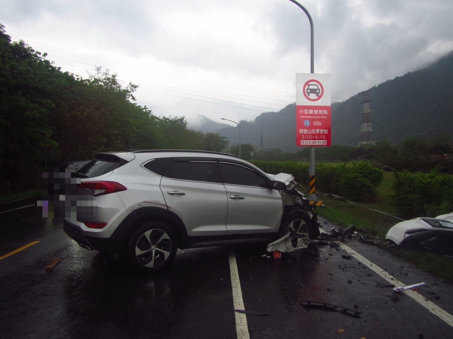中埔警呼籲天雨路滑 駕駛朋友請減速慢行 注意行車交通安全 中埔警呼籲天雨路滑 駕駛朋友請減速慢行 注意行車交通安全