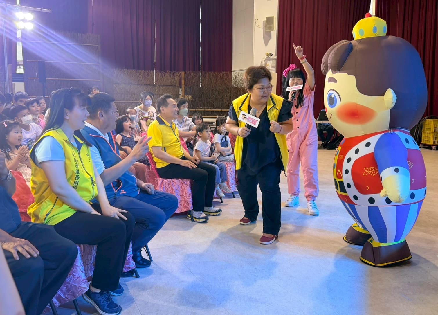 《瘋狂博士奇幻谷》竹山演出 奇幻兒童劇吸引親子同樂 《瘋狂博士奇幻谷》竹山演出 奇幻兒童劇吸引親子同樂