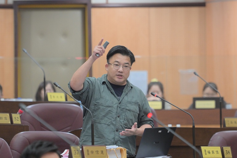 產業升級城市治理並重 市議員楊家俍提議加速規劃 產業升級城市治理並重 市議員楊家俍提議加速規劃