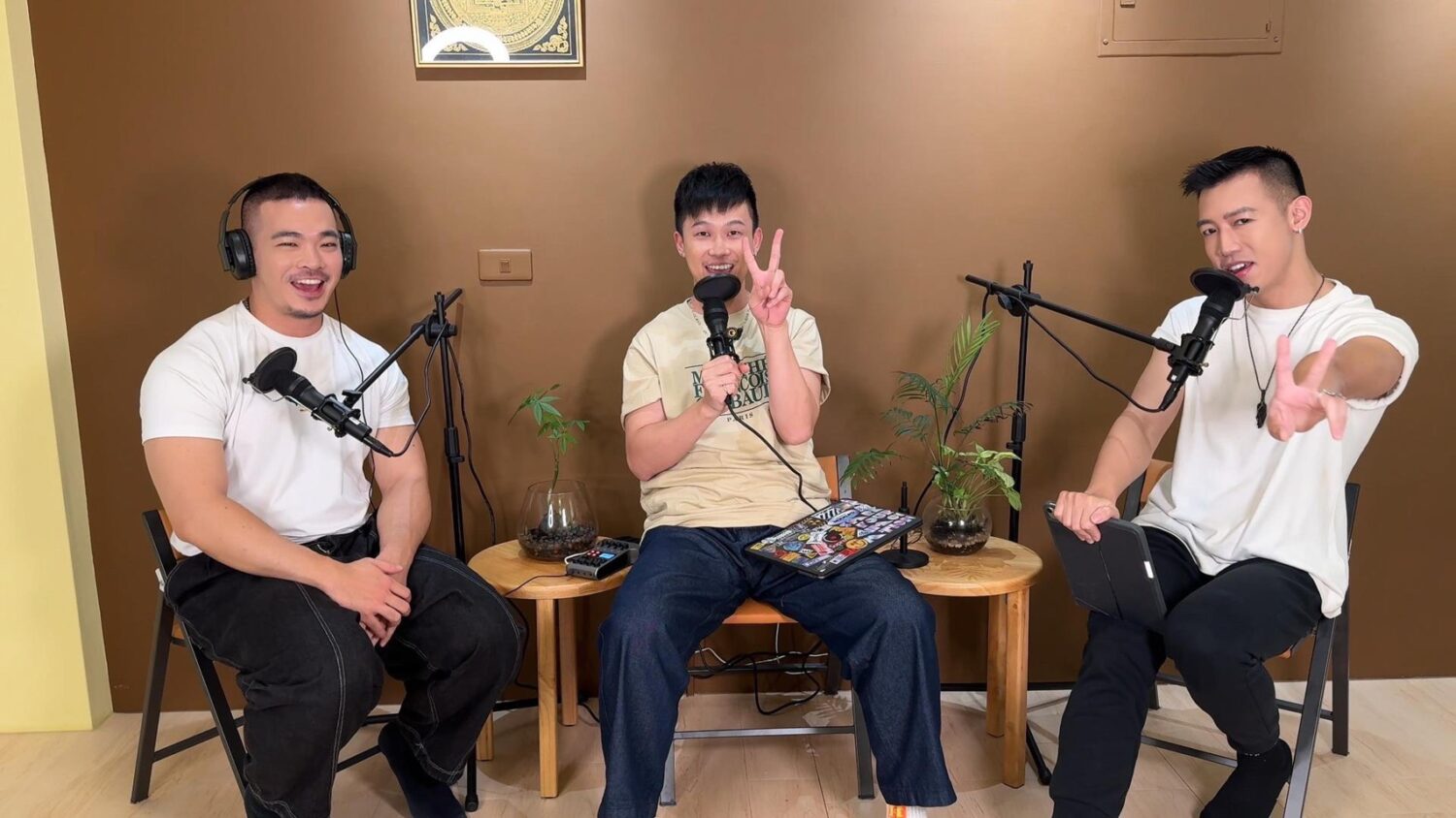 浴佛節當天發願 身心靈娛樂團體SOUL MEN願景:修行去嚴肅制約化 自在體驗五維神性本源 浴佛節當天發願 身心靈娛樂團體SOUL MEN願景:修行去嚴肅制約化 自在體驗五維神性本源