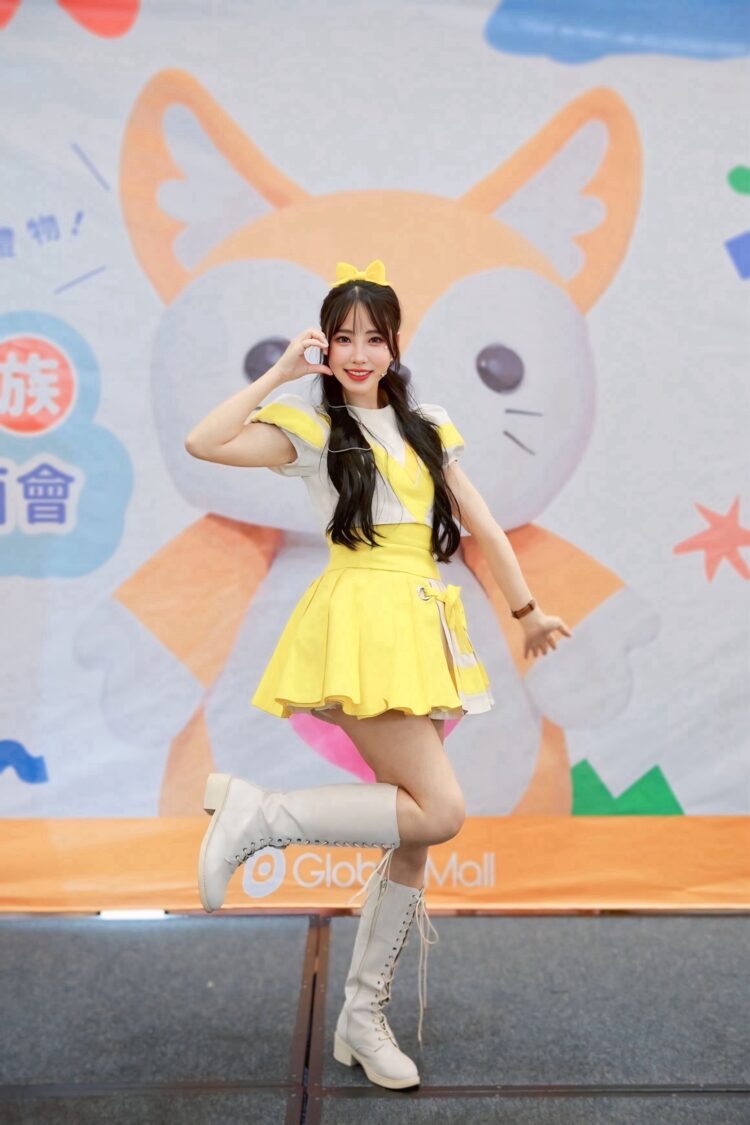 「咪妃KIDS」PODCAST節目 兒童台幕後實境秀大爆料! 咪妃變身榴槤姊姊很受歡迎,媽媽和小孩都更愛她了。(圖/咪妃KIDS 提供)