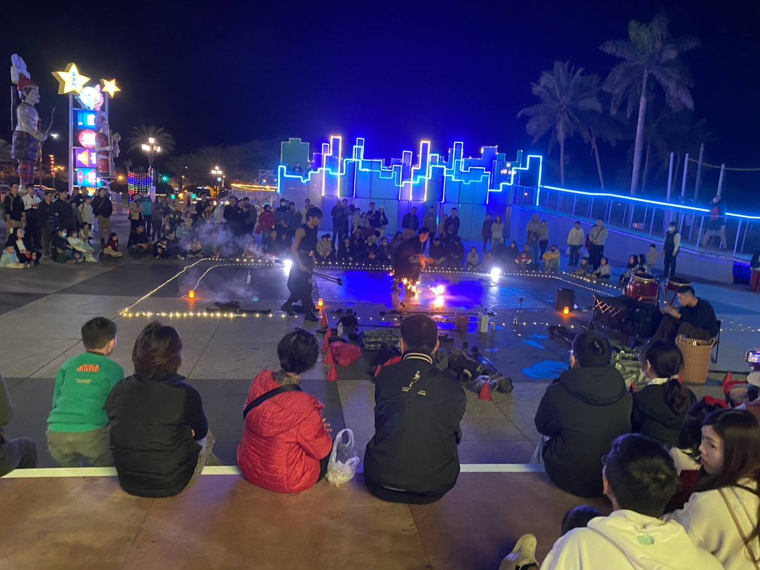 「當公共藝術拒絕被簡化」 2026 花蓮太平洋燈會創作團隊回應「是把藝術放回生活」 照片所呈現是有功能性的藝術,而不是抽象藝術。(圖/供稿單位 提供)