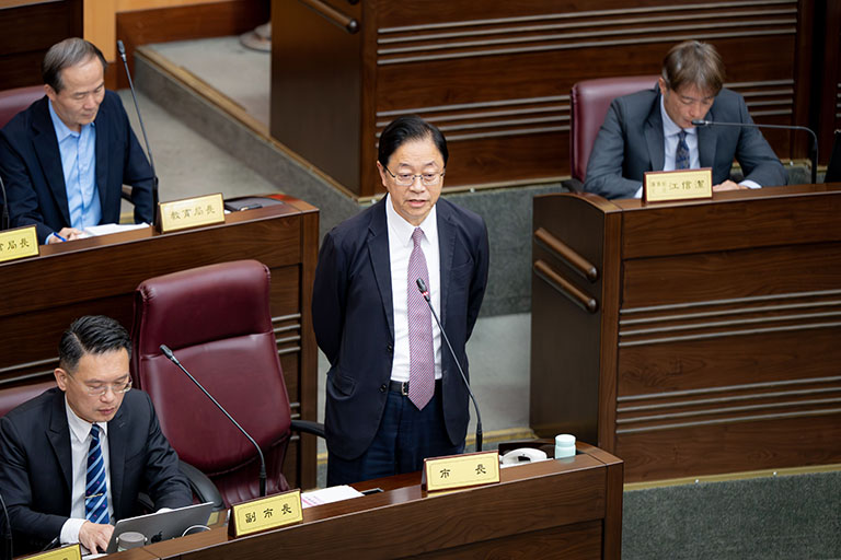 張善政議會施政報告盤點三年政績 交通建設智慧治理並進拚永續桃園 張善政議會施政報告盤點三年政績 交通建設智慧治理並進拚永續桃園