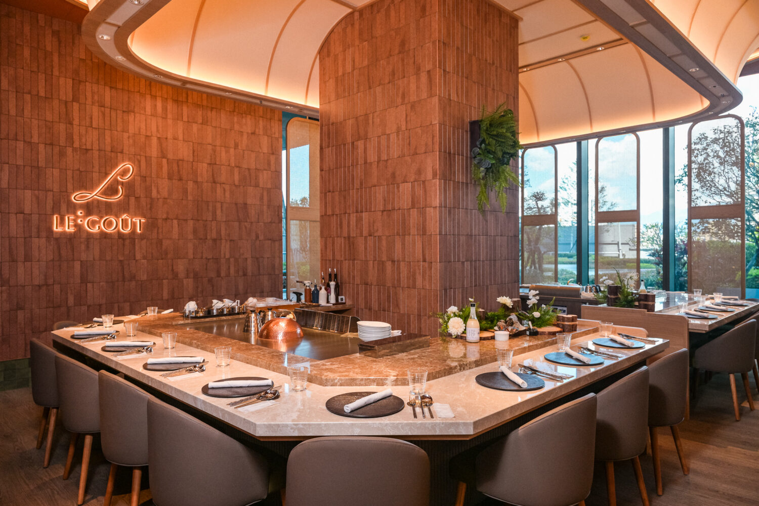 新天地旗下「樂葵法式鐵板燒」進軍北車商圈! 「樂葵法式鐵板燒(Le Goût)」宣佈台北第二間門市「承德店」正式開幕。(圖/業者 提供)