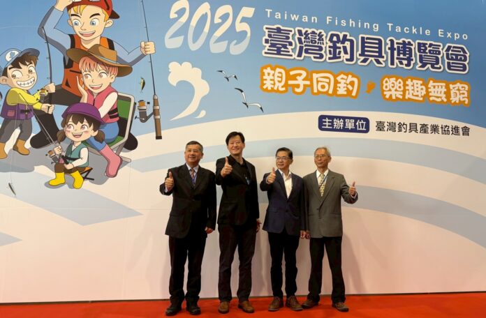 臺灣釣具博覽會世貿登場 親子共享魚拓彩繪釣魚樂 臺灣釣具博覽會世貿登場 親子共享魚拓彩繪釣魚樂