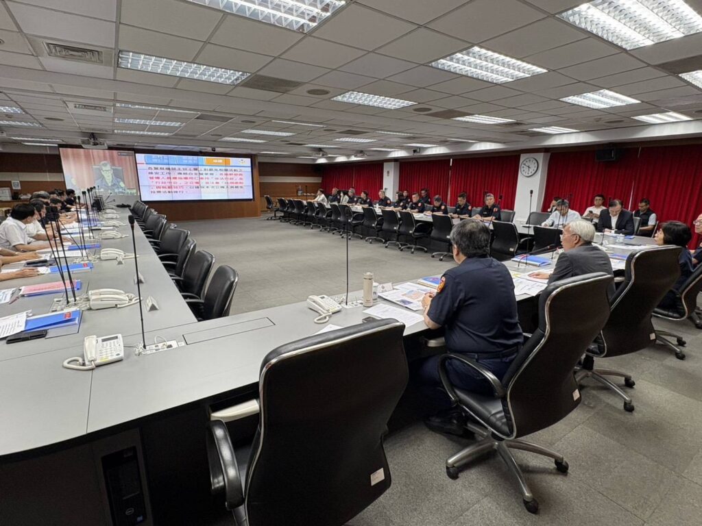 警政署召開專案會議 宣示打擊不法 維護罷免活動治安 6 二 23