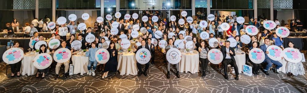 感謝熱心參與世壯運 雙北表彰60家企業 2 《圖說》為感謝企業對「2025雙北世界壯年運動會」的熱情支持,新北市與台北市政府今日於台北晶華酒店聯合舉辦「企業感恩茶會」,前排左五為經發局長盛筱蓉。〈經發局提供〉