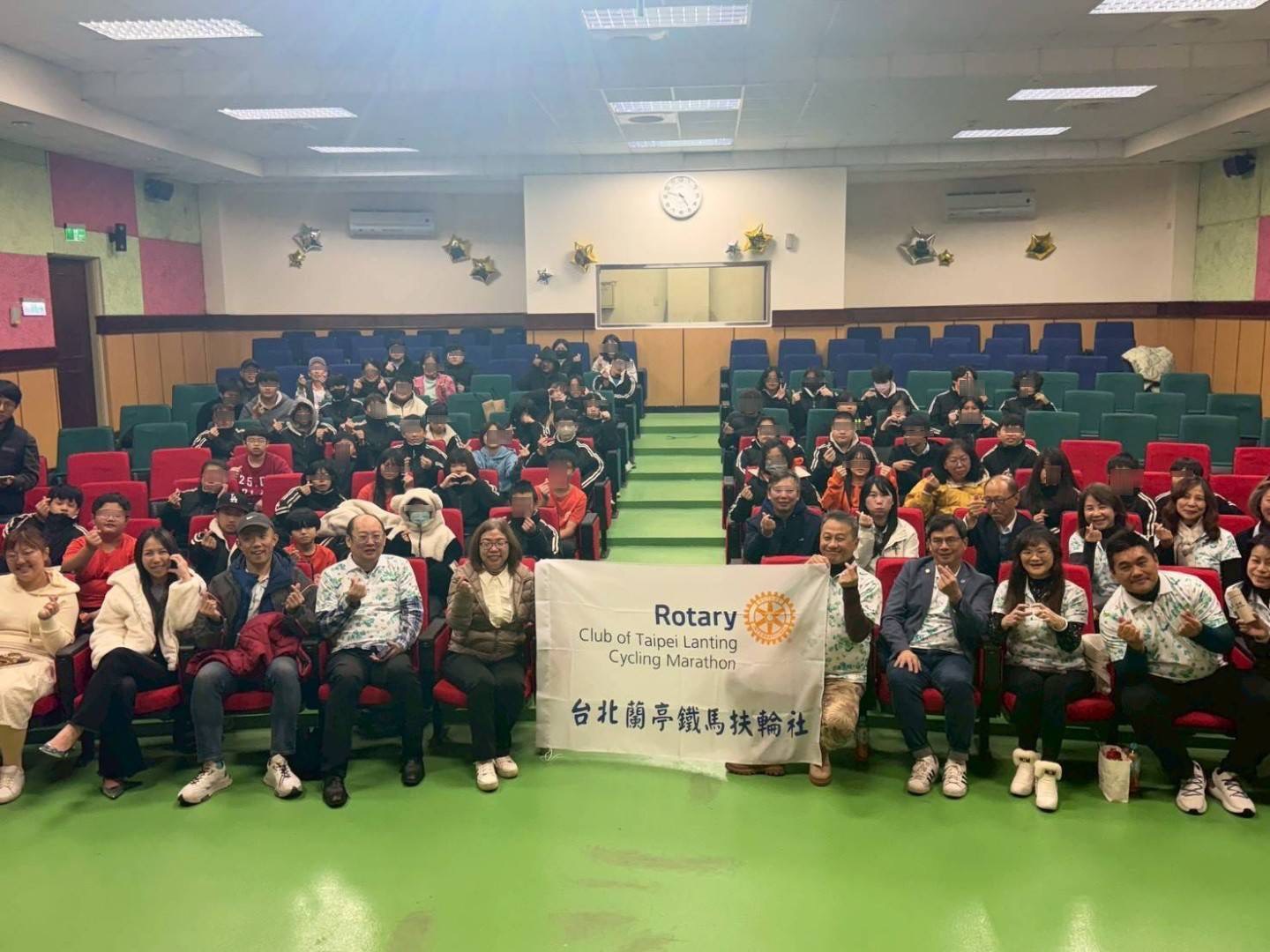 寒冬送暖到偏鄉 「蘭亭鐵馬扶輪社」用陪伴守護成長 寒冬送暖到偏鄉 「蘭亭鐵馬扶輪社」用陪伴守護成長