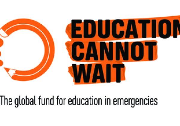 針對蘇丹難民的緊急反應:Education Cannot Wait 在對查德進行高級別考察期間宣佈撥款 300 萬美元 針對蘇丹難民的緊急反應:Education Cannot Wait 在對查德進行高級別考察期間宣佈撥款 300 萬美元