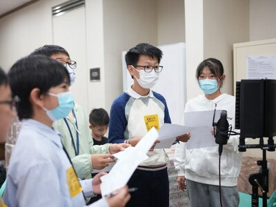 青年廣場與藝術家「一起創作.分享藝術」 青年廣場與藝術家「一起創作.分享藝術」